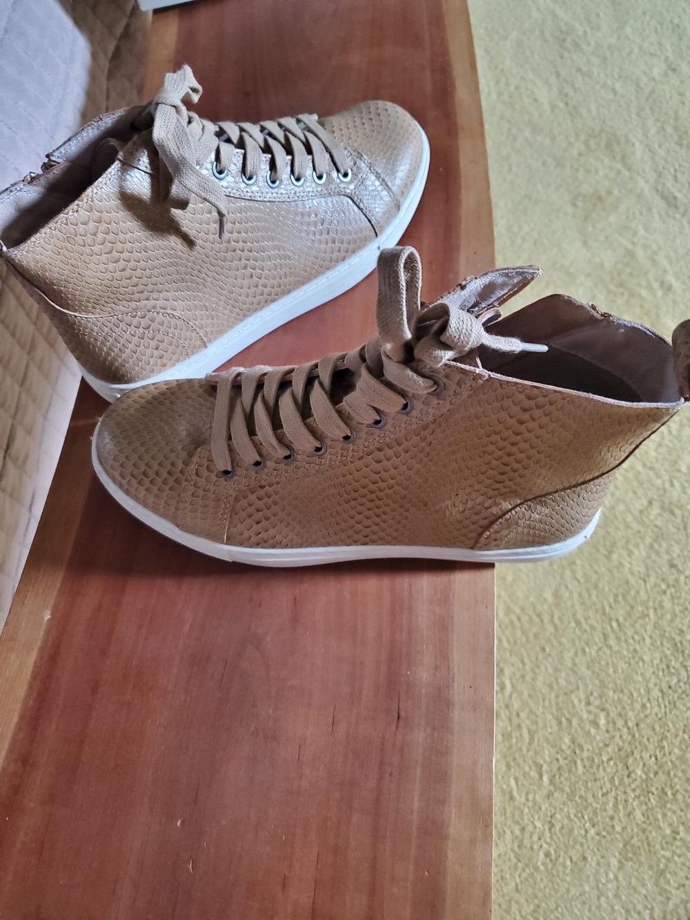Matisse Women's Tan High-Top Snake-Embossed Sneakers